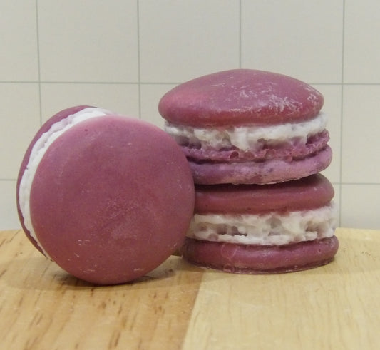 Raspberry Marcarons