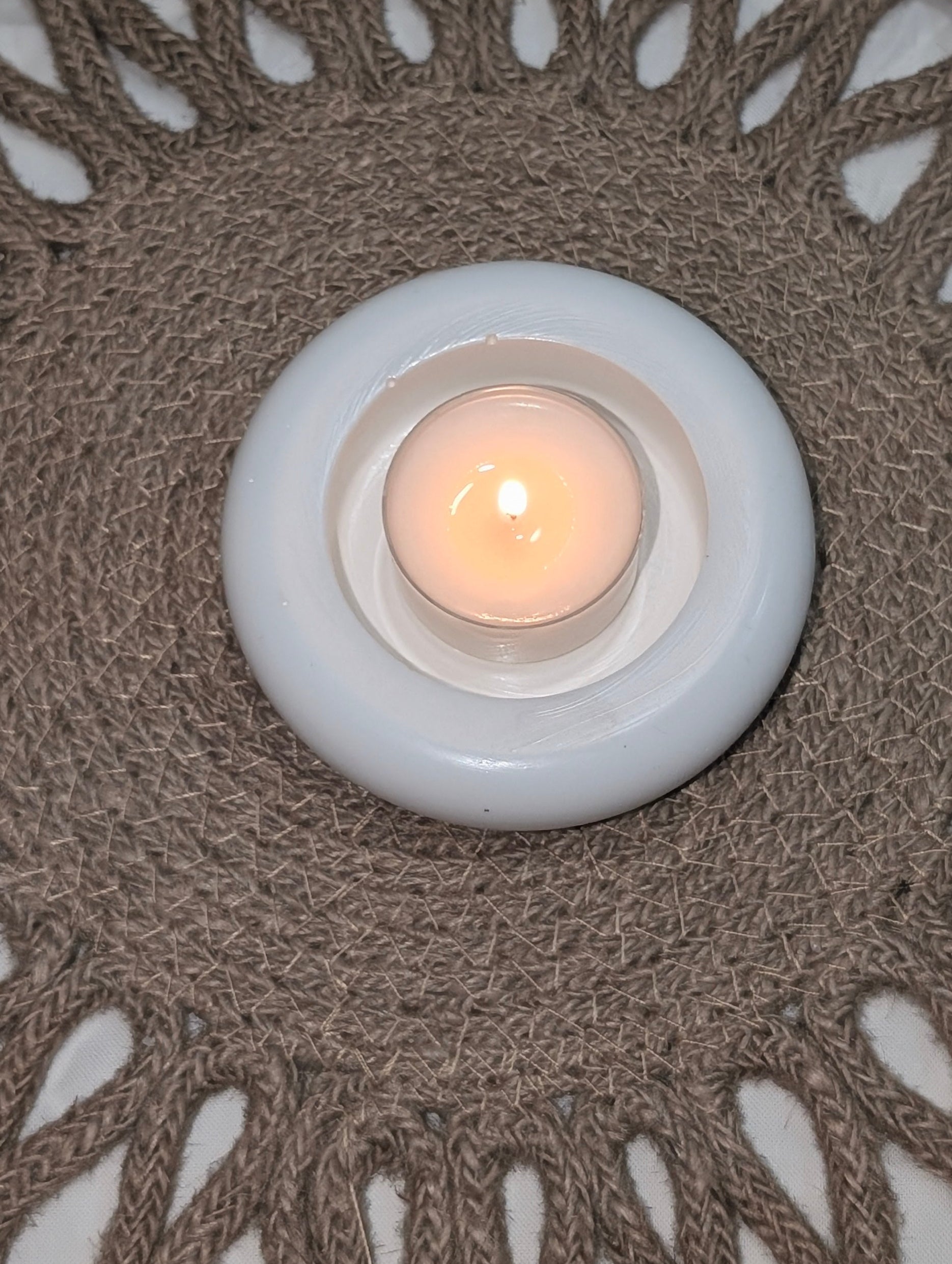 Circle Holder White