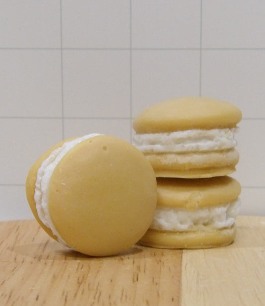 Almond Macaron